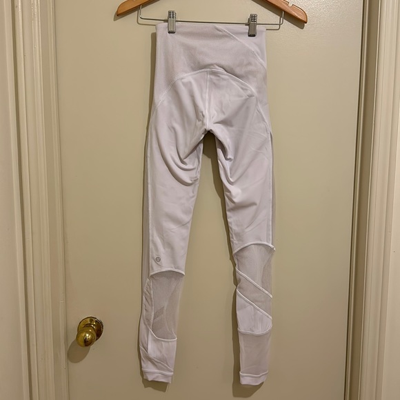 Lululemon White Mesh Leggings High-Rise (Size 2) - Picture 2 of 3